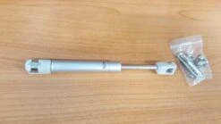 GAS STRUT FOR CARAVAN OVERHEAD CUPBOARDS SILVER 40NM 165MM -Sports Outdoor 12 26dbcc19 d34f 49a2 a1b8 2918f249c4d6