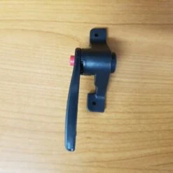 CAMEC ODYSSEY PREMIUM WINDOW LOCKING CATCH WITH STRIKER 040762 BLACK HANDLE -Sports Outdoor 12 3632d068 2b95 439e 9771 5ecf8673e97b