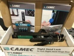 CAMEC KEYLESS ENTRY 3 POINT DOOR LOCK HANDLE - LEFT HAND - 044435 - CARAVAN -Sports Outdoor 12 c118e6eb ffd8 4dab bd1e 33fb6e548d35